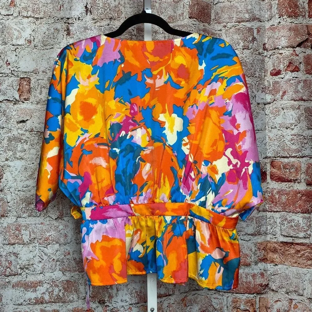 Womenʻs Brightly Colored Floral Wrap Blouse Medium